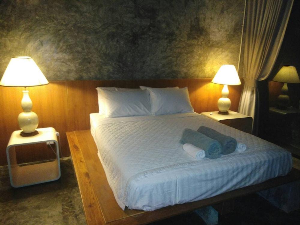 Phuchada Residence Nai Yang Beach Εξωτερικό φωτογραφία