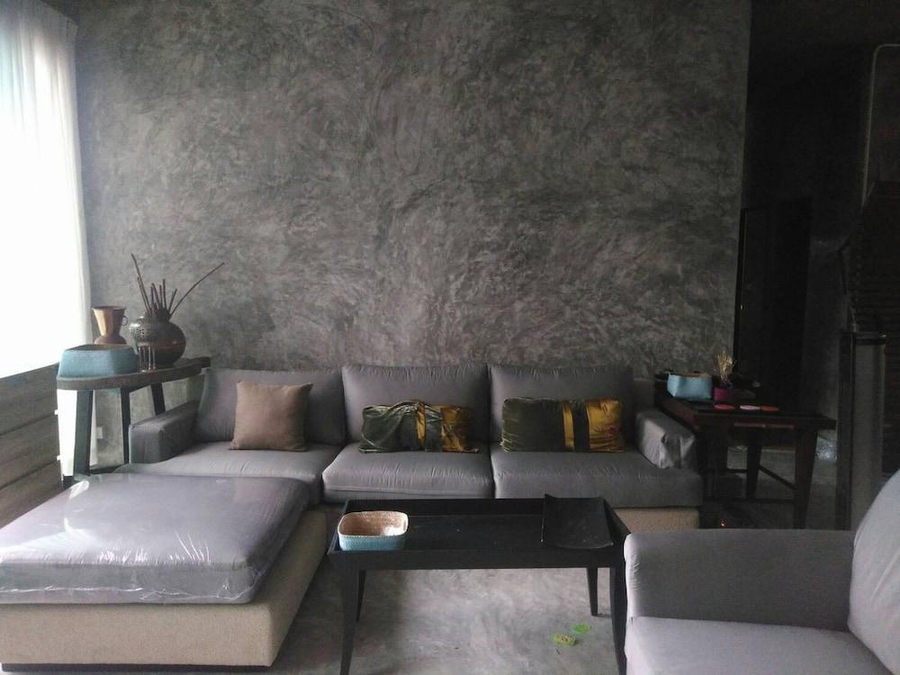Phuchada Residence Nai Yang Beach Εξωτερικό φωτογραφία